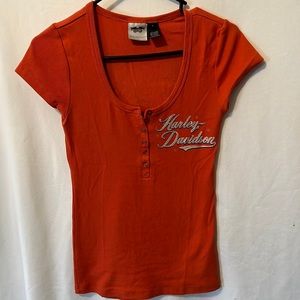 Harley Davidson Henley T-Shirt Orange Black Rhinestones Wings  Sz M